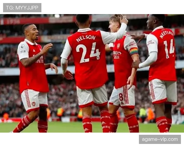 对阵曼城中场压迫体系：乌加特的防守考验