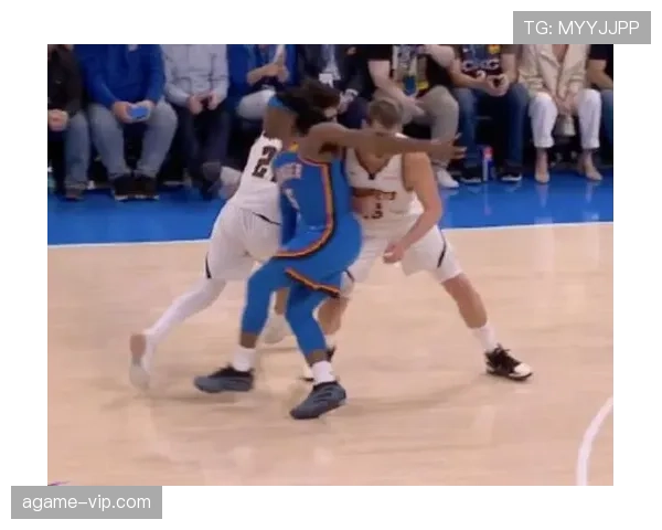 肘部动作球员犯规如何判罚？关键细节一次讲清楚